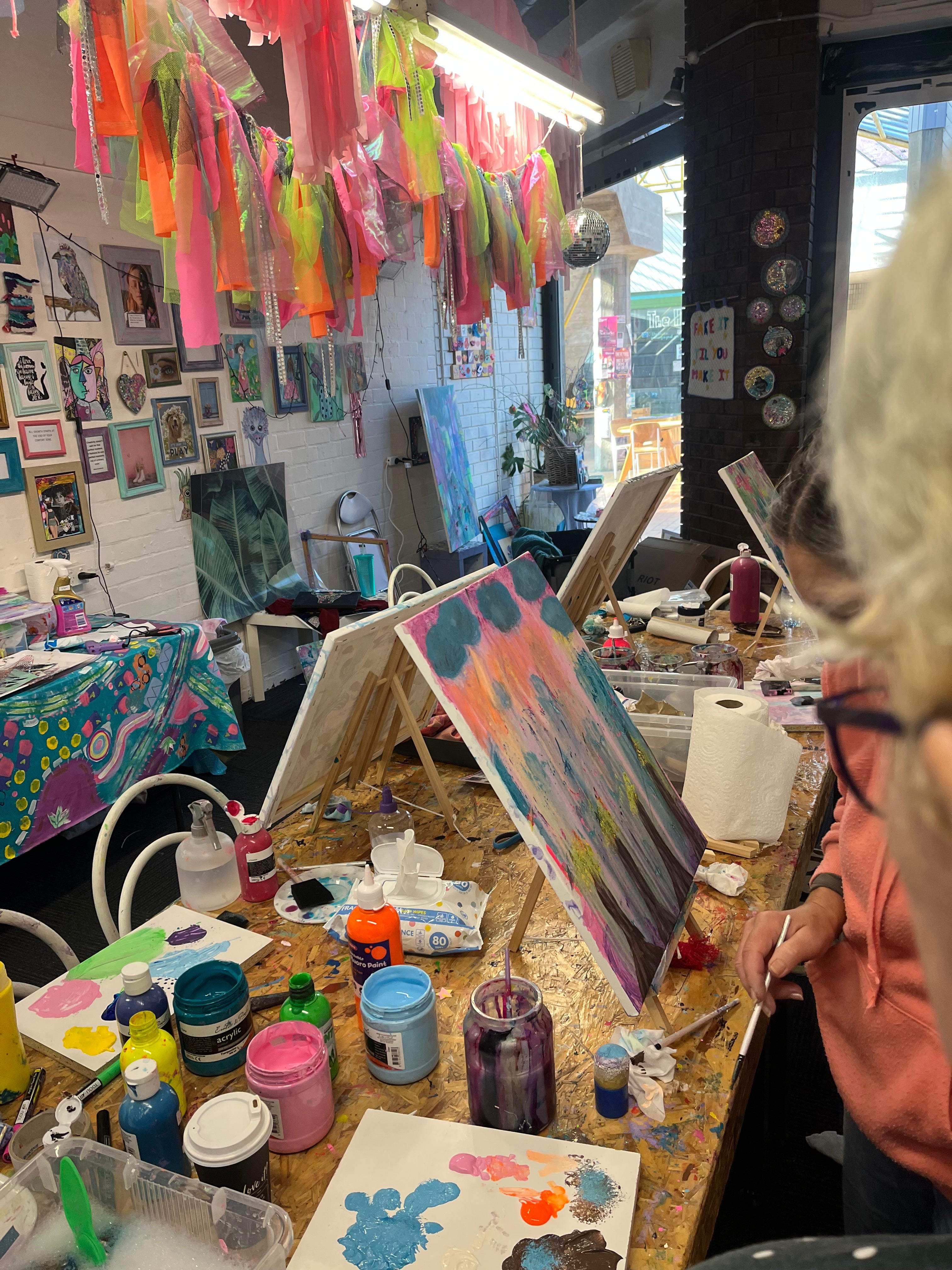 CONNECTING THROUGH CREATIVITY SESSIONS FOR WOMEN!⭐️Geelong⭐️