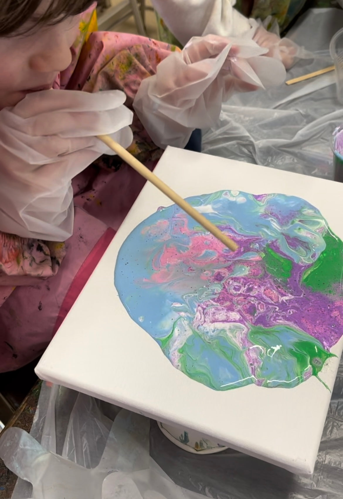 School Holiday Workshop⭐️Fluid Art