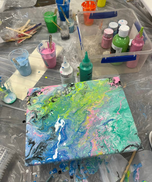 School Holiday Workshop⭐️Fluid Art